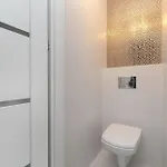 Modern View In With Balcony & Workspace By Renters Διαμέρισμα
