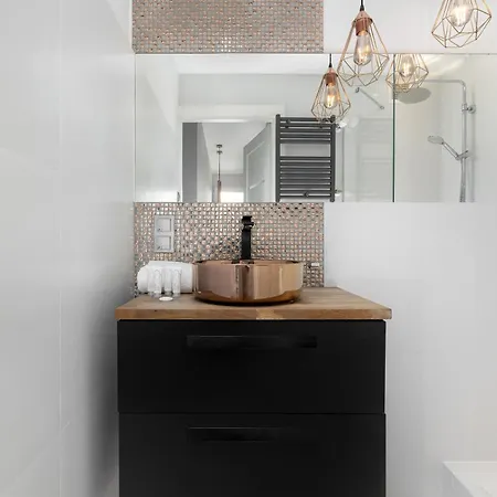 White And Blue In With View And Desk By Renters